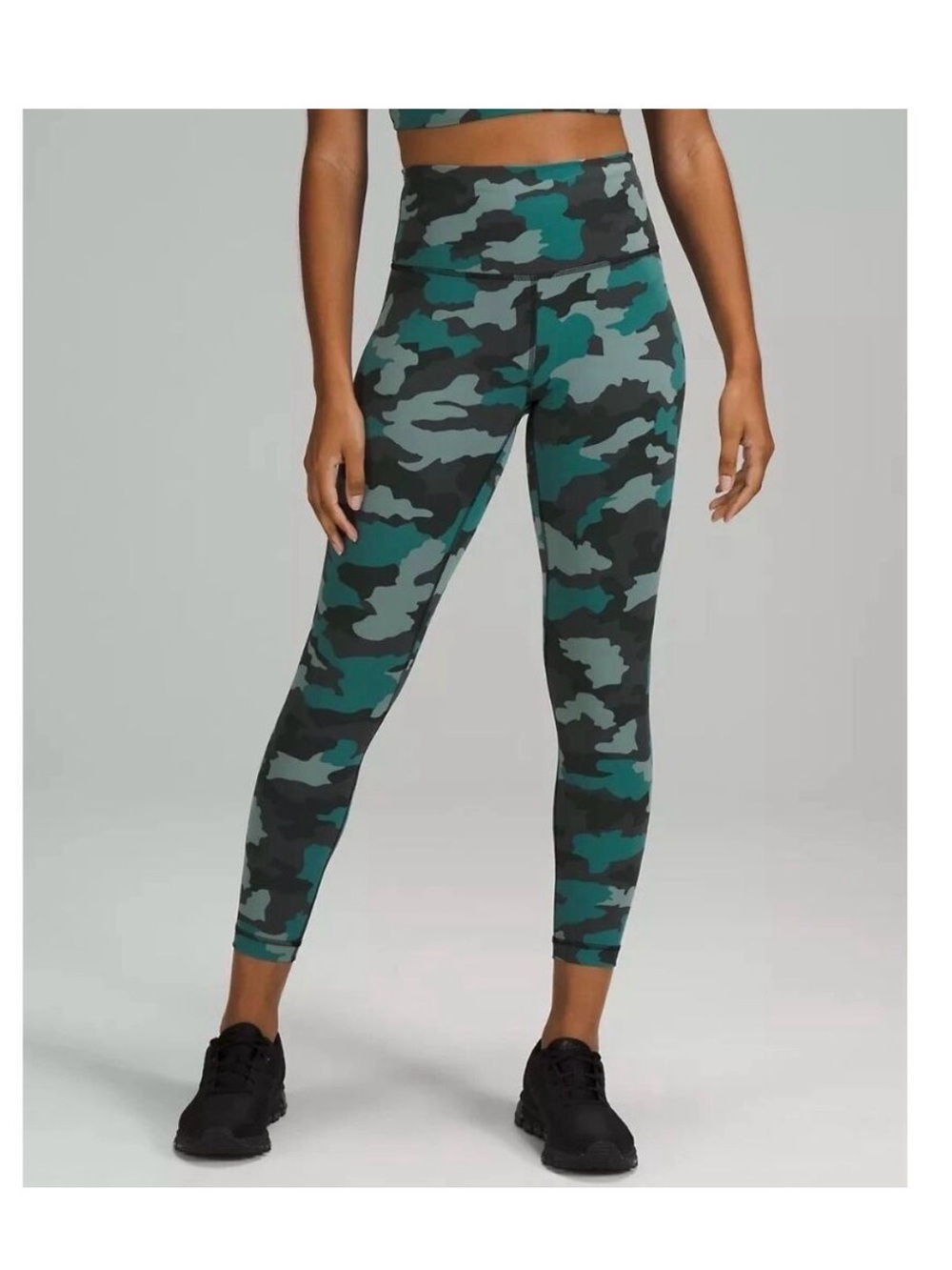 Lululemon Teal & Black Camouflage Leggings
